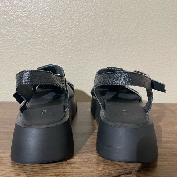 Pilcro Black Chunky Platform Sandals - Picture 4 of 7